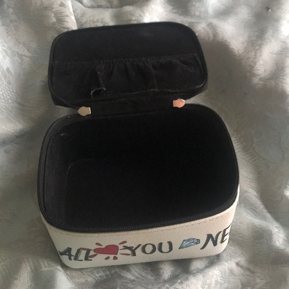 COPY - Brighton jewelry case 💕 - Picture 3 of 3